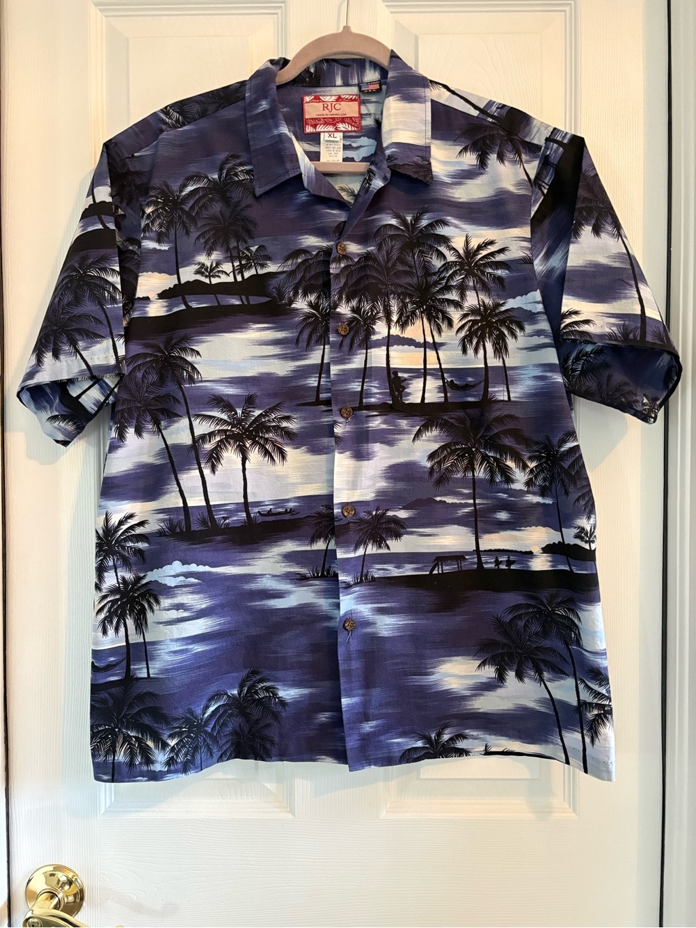 RJC MADE IN HAWAII USA MENS XL SHIRT BUTTON UP PALM TREES OCEAN DARK MOODY BLUE